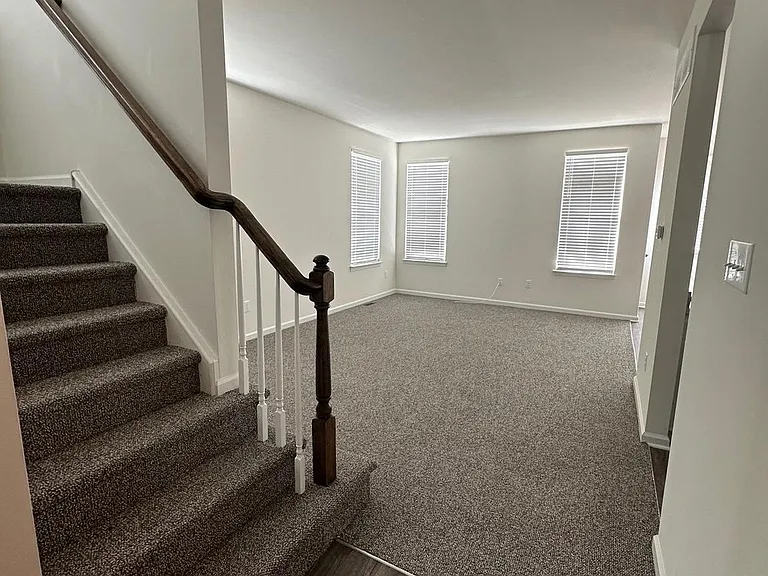 78 Tansboro Rd — Photo 4