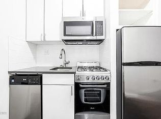 178 Thompson St APT 4, New York, NY 10012