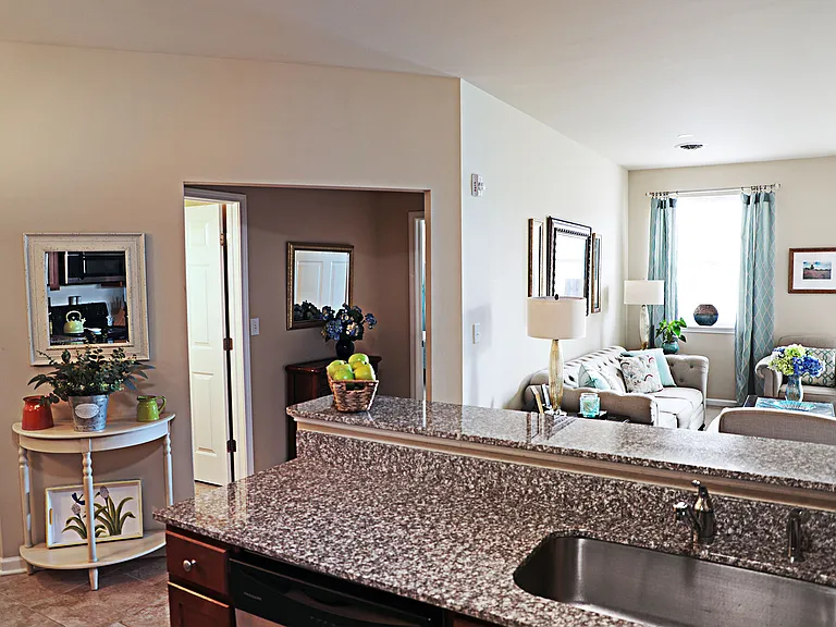 Stonegate Apartments — Photo 9