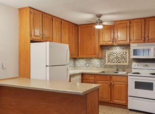 391 Grand Ave APT 305, Saint Paul, MN 55102