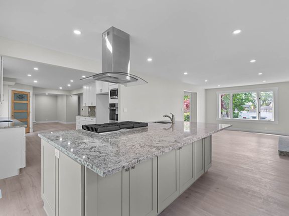 2nd image of 8965 Quail Run Dr