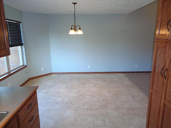 5th image of 2802 Avenue B