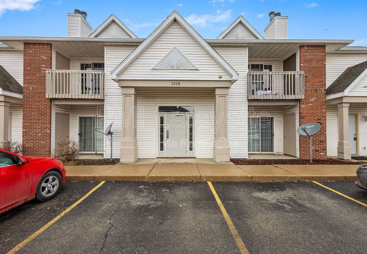 2 bed, 1.0 bath, 907 sqft, $1,149 — Photo 1