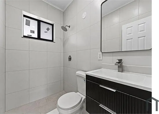 14430 NE 5th Pl #3 — Photo 12