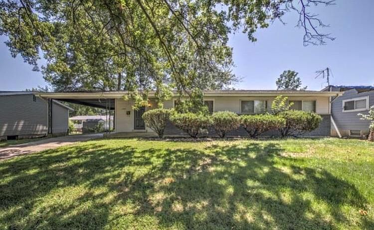 1st image of 1480 Bluebird Dr