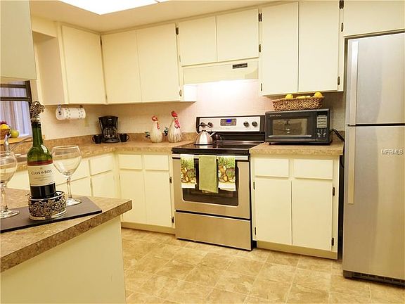 5th image of 1845 Briar Creek Ct
