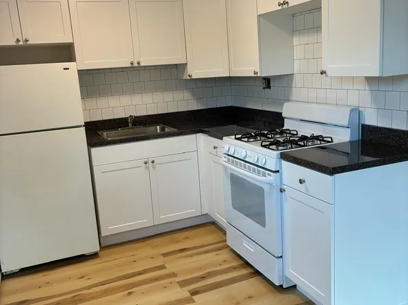 230 Chestnut St APT B1, Downingtown, PA 19335