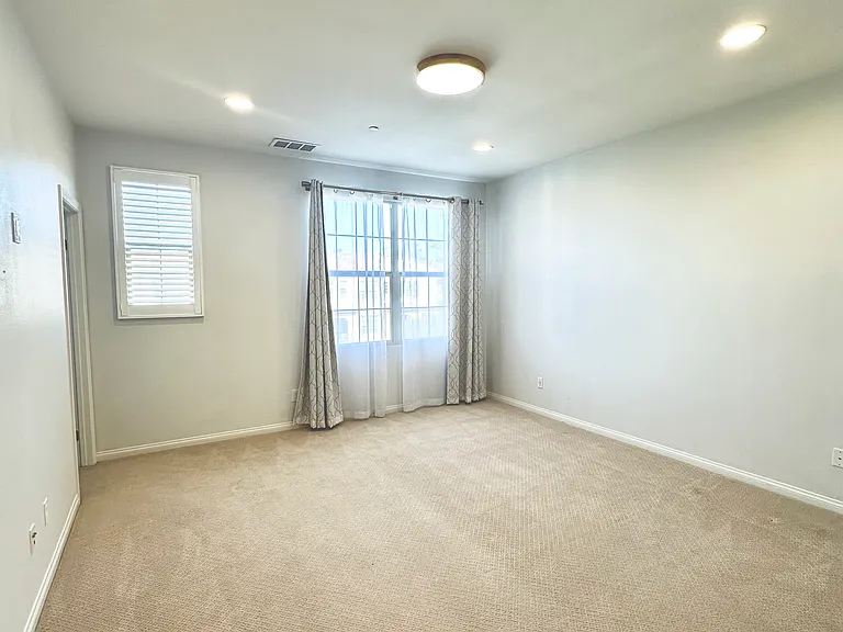 Primary suite