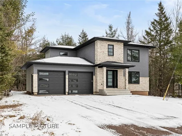 441 Gaspe St, Dieppe, NB E1A 1W3