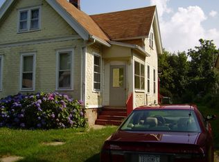 137 Avenue St E, Rochester, NY 14621