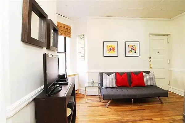 Rented by J PRESTON AND ASSOCIATES INC | media 8