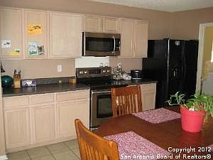 4th image of 3958 Knollwood