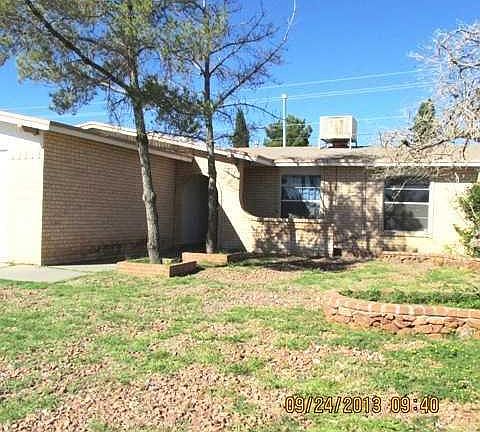 2nd image of 3325 E Glen Dr