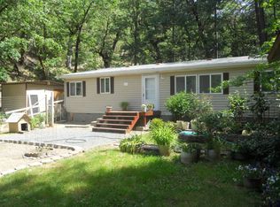 1103 Ferry Rd, Grants Pass, OR 97526