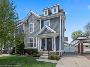 623 Chambers St, Royal Oak, MI 48067