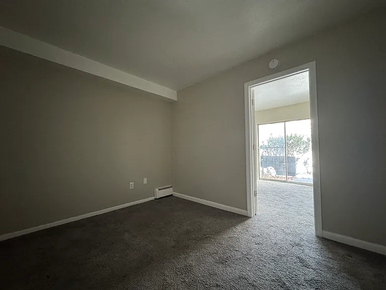 259B Oakville Ave #B-63 — Photo 9
