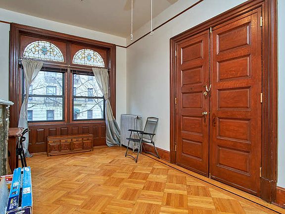 5th image of 528 W 143rd St #2