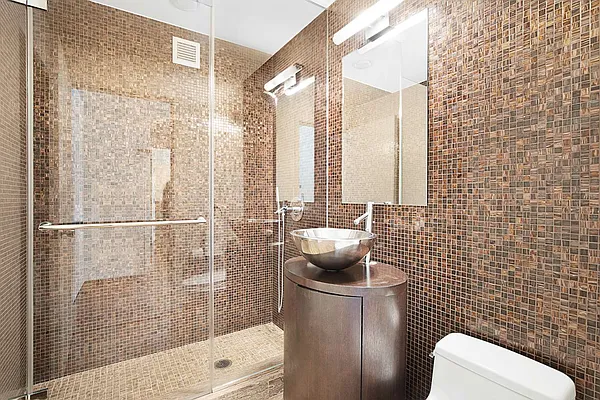 Sold by Compass | media 16