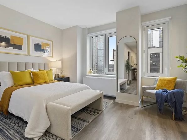 2455 3rd Ave APT 13N