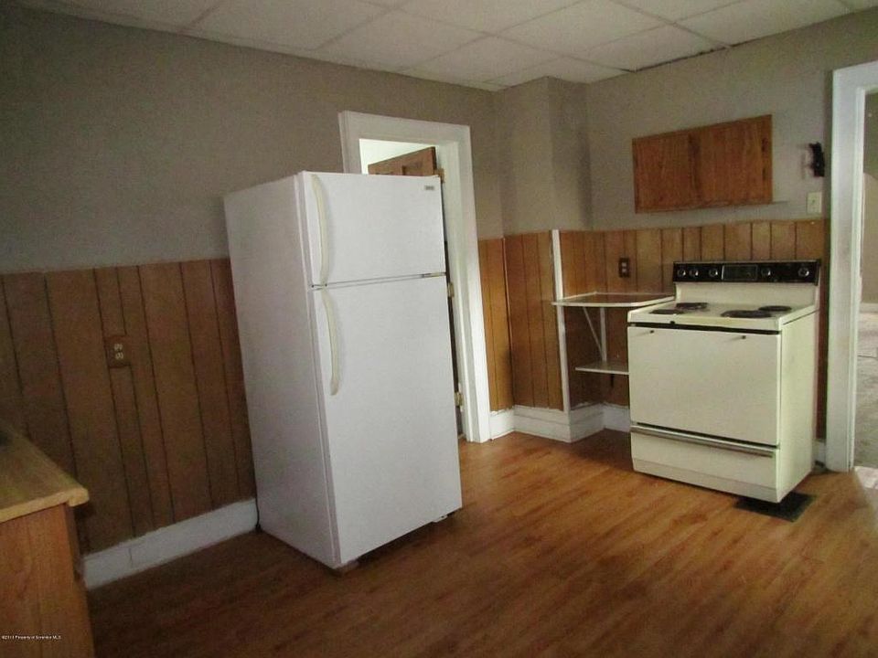 Unit 1 Kitchen