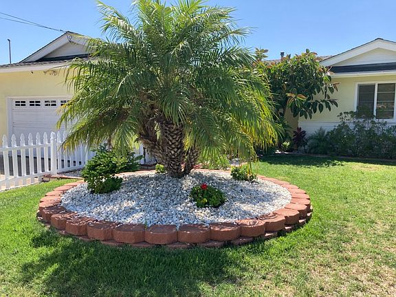 Fenced front yard