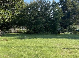 309 E Avenue D, Hooks, TX 75561