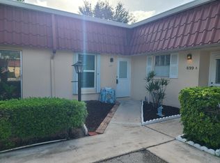 697 Marlboro Oval, Lake Worth, FL 33467