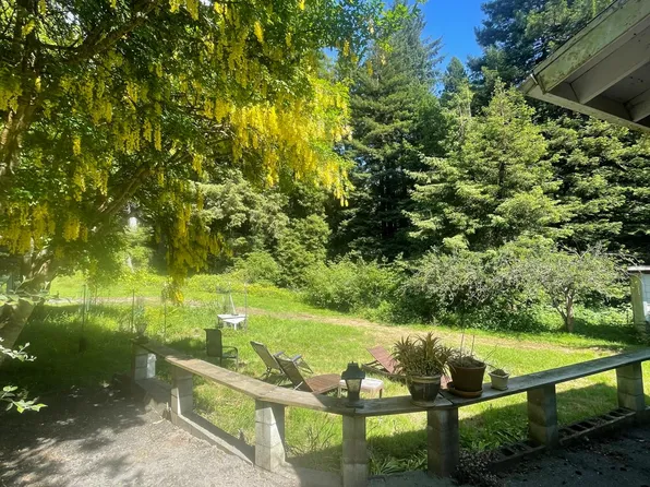 684 6th Ave, Trinidad, CA 95570