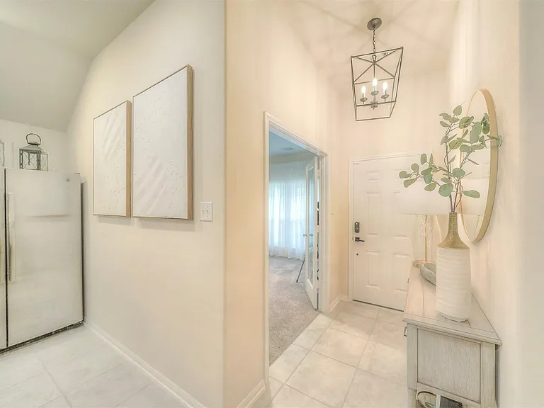 2311 Bright Sunrise Trl — Photo 3