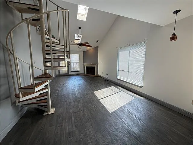 2804 Salem St — Photo 5