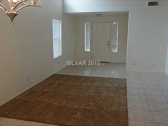 4th image of 913 Seabury Hill Ct