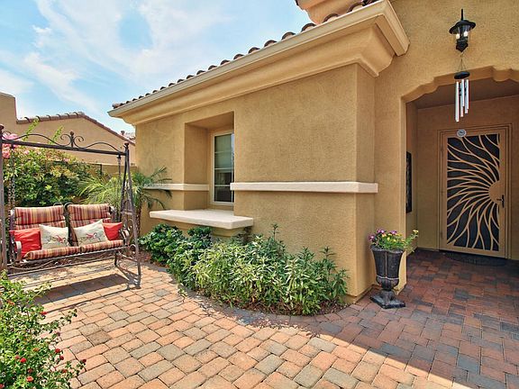Private Front Courtyard