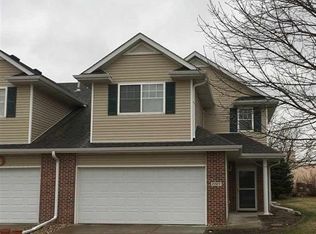 15377 Amy Plz, Omaha, NE 68137