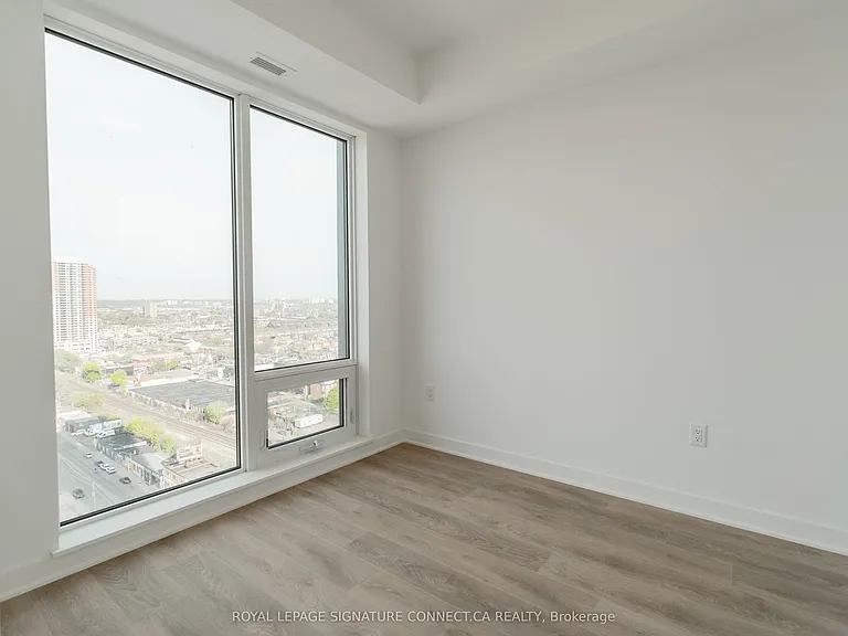 1185 Dupont St #1610 — Photo 11