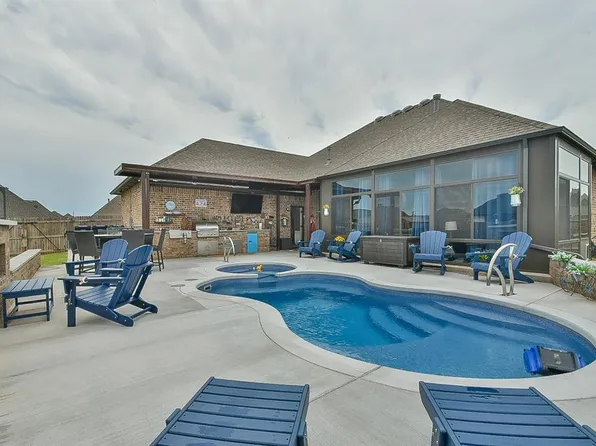9301 SW 41st St, Oklahoma City, OK 73179