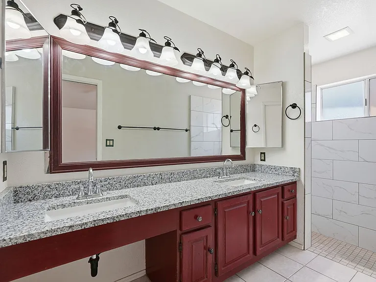 2920 N La Chiquita Ave — Photo 29