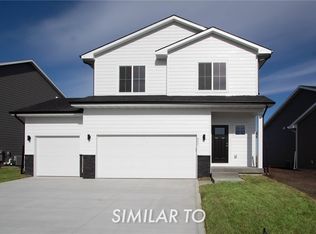 2410 E 50th Ct, Des Moines, IA 50317