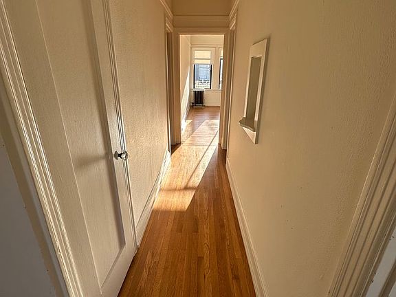3rd image of 2395 Francisco St APT 306