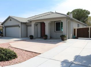 8701 Aberdeen Ct, Hesperia, CA 92344