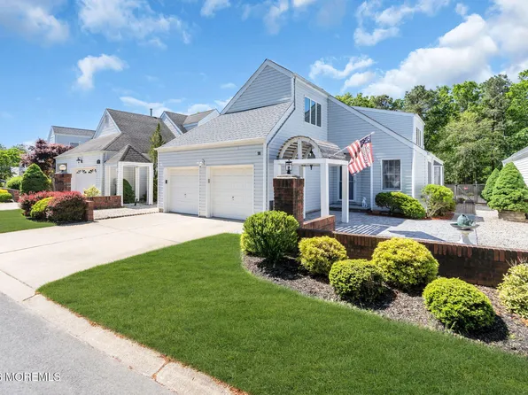 98 Longwood Drive, Manahawkin, NJ 08050