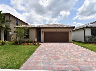 4758 Chantilly Rd, Lake Worth, FL 33467