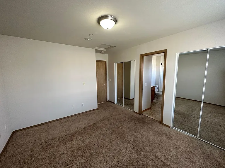 2263 Bobs Hollow Ln — Photo 9