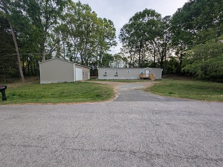 1220 Woodridge Dr #1220 — Photo 15