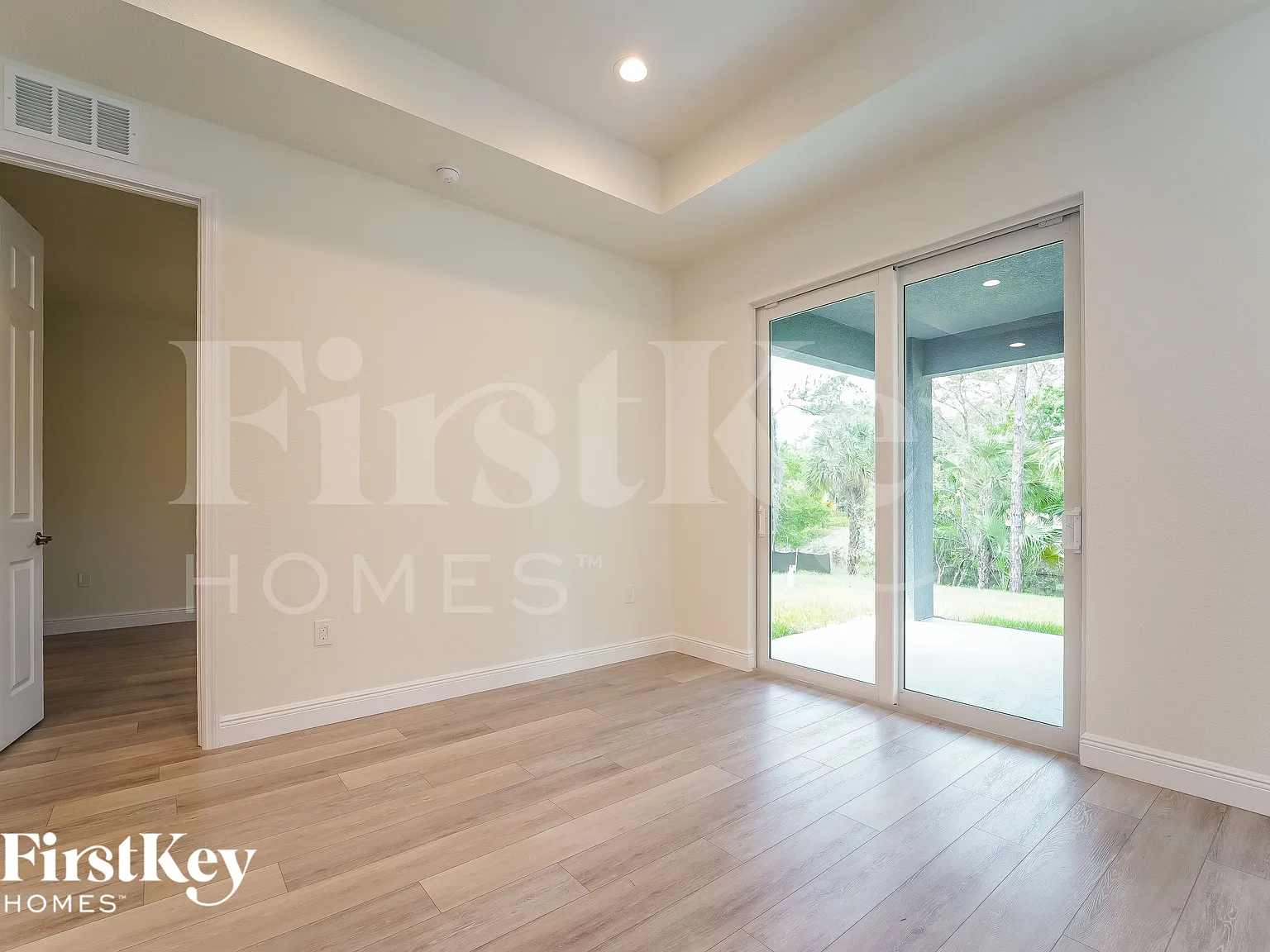 3 bed, 2.0 bath, 1498 sqft, $2,350 — Photo 4