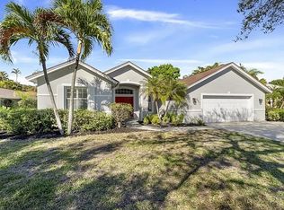 297 Sawgrass Ct, Naples, FL 34110