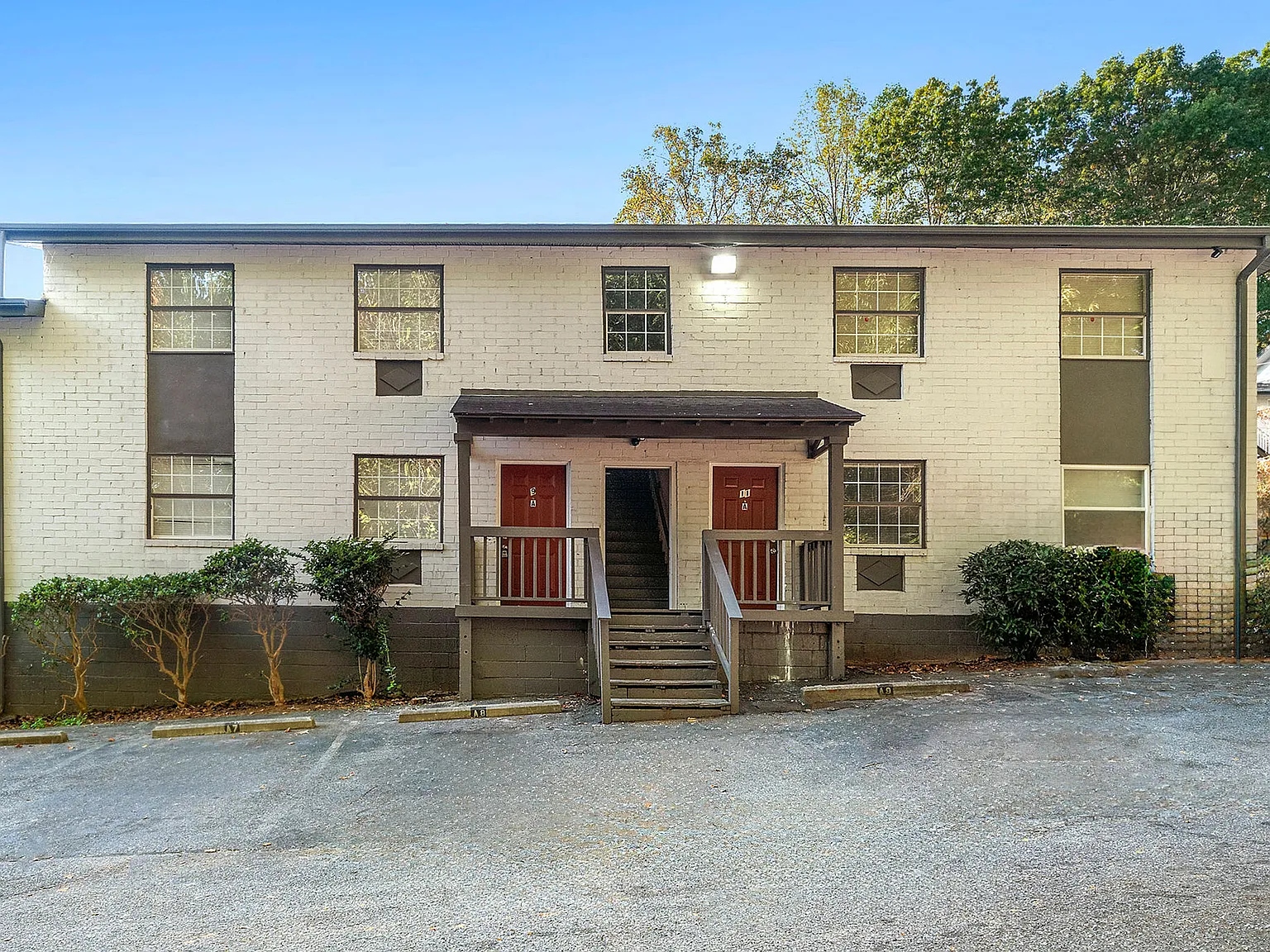 Fairfield Apartments - B-3 — Photo 2