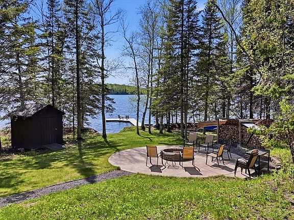 3rd image of 11679 Lakeshore Dr