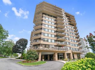 25 Rockledge Ave APT 1111, White Plains, NY 10601