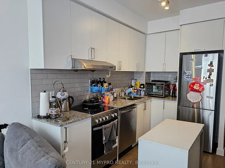 278 Buchanan Dr #511E — Photo 5