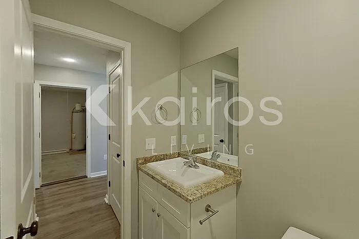 124 Cottage Grove Rd — Photo 12